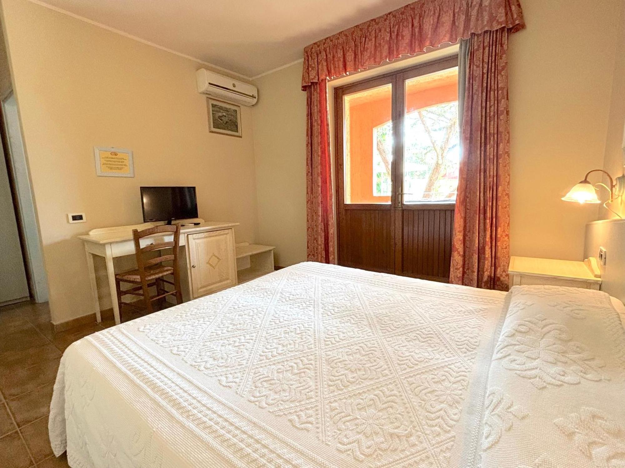 Hotel I Ginepri Quartucciu Kültér fotó