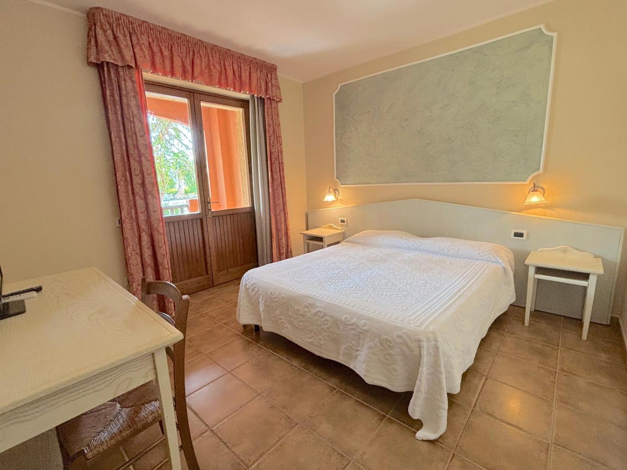Hotel I Ginepri Quartucciu Kültér fotó